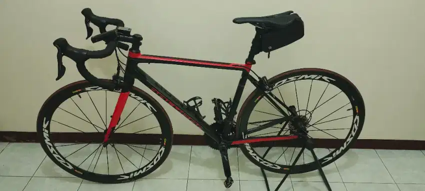 Sepeda road bike polygon stratos s3 + bonus