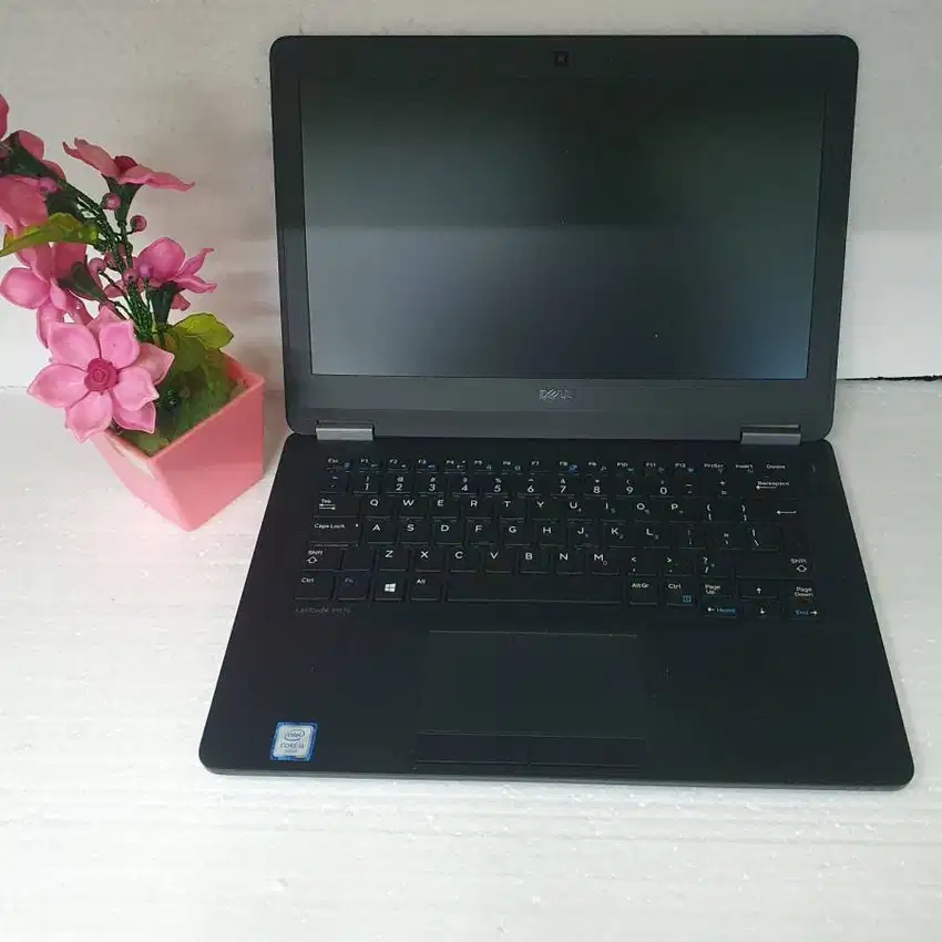 DELL LATITUDE 7270 CORE I5 GEN 6 RAM 8/256GB SECOND BAGUS M-MRG