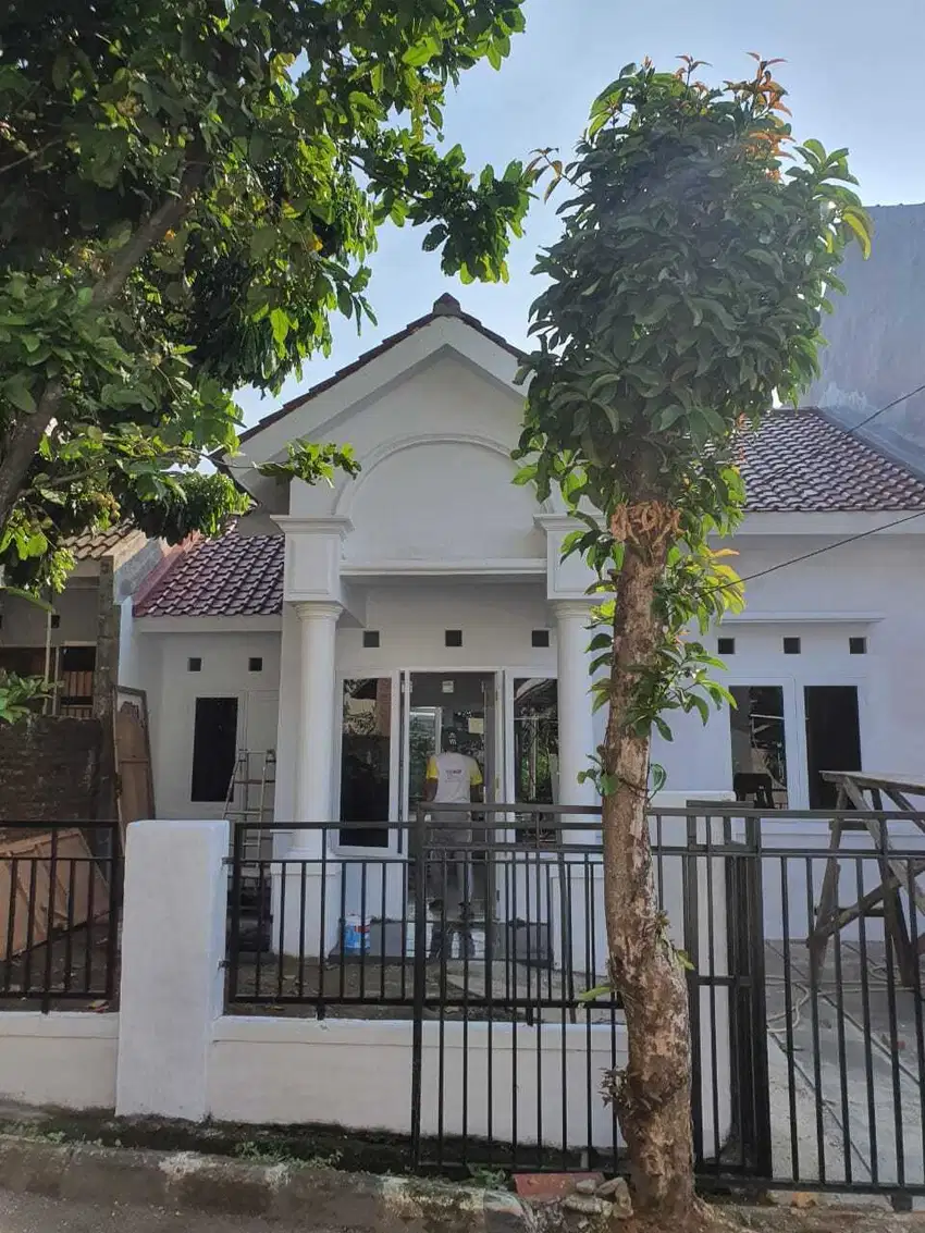 Rumah sudah  renovasi  BU di Graha Bukit pesona Kayu Manis Bogor