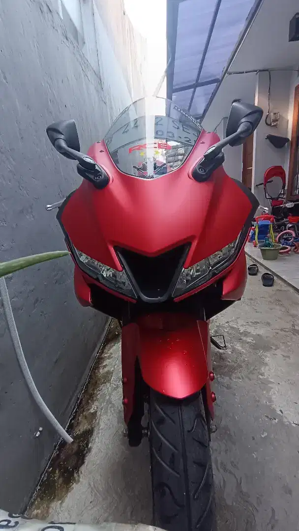 R15 V3 motor simpanan