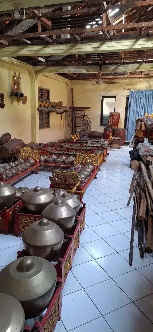Gamelan set bronze original