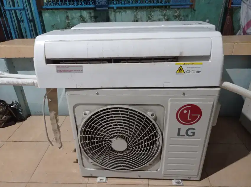 Service AC dan mesin cuci