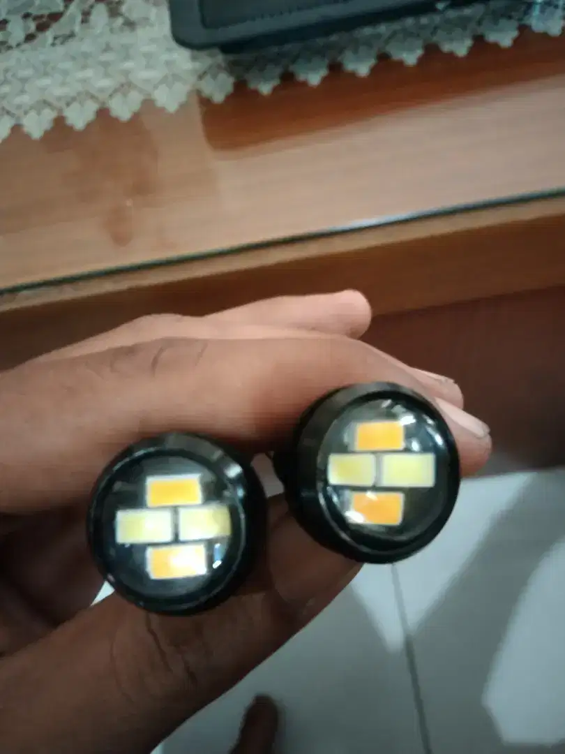 Lampu mata elang 2 warna 2 in 1 kuning putih