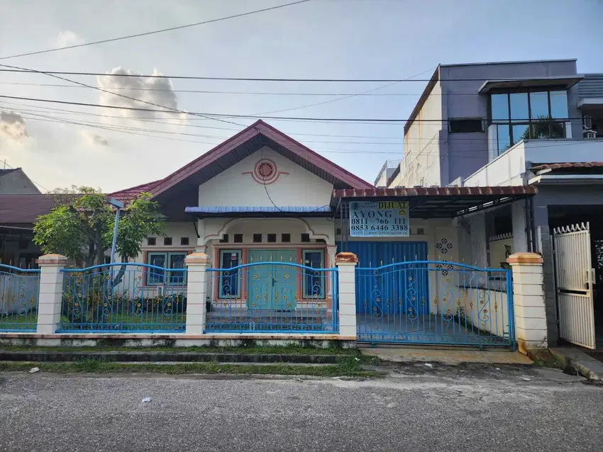 Dijual Rumah Bulatan Di Jalan Kelapa / Tuanku Tambusai - Pekanbaru.