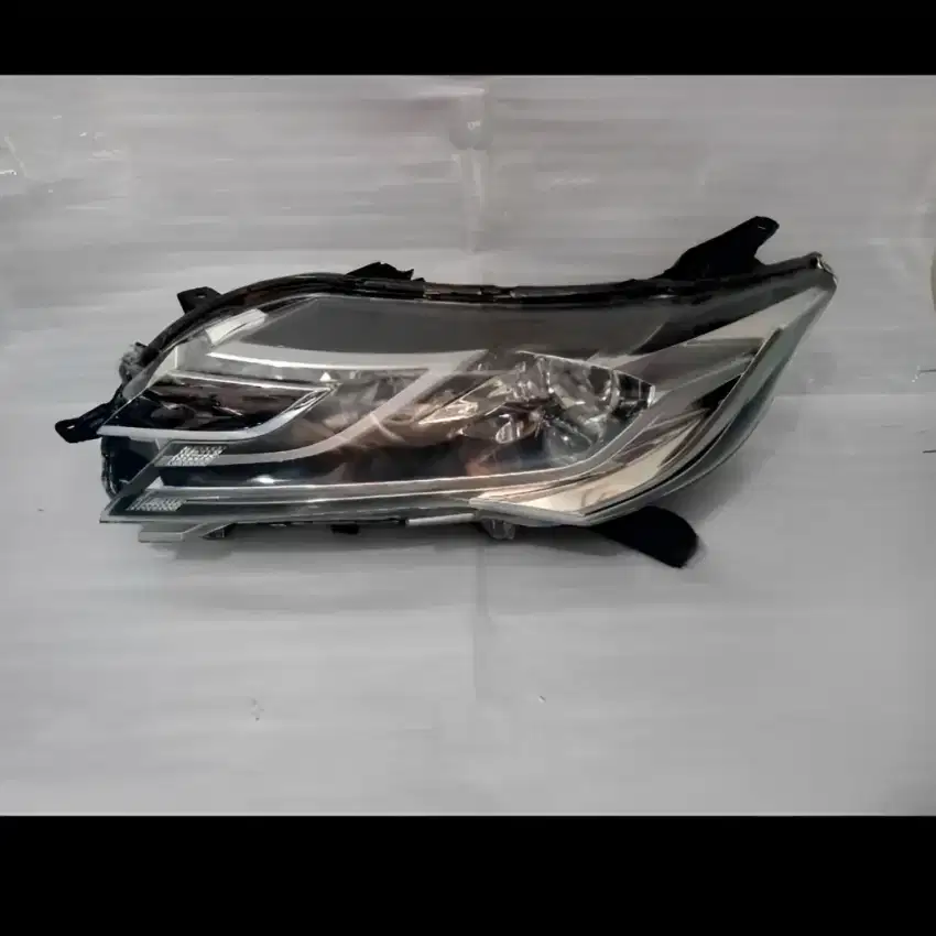 Headlamp Lampu Depan Pajero Dakar 2016/ 2017/ 2018/2019 Original