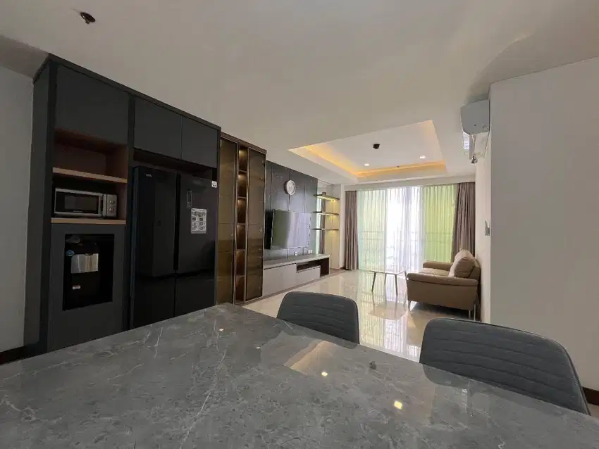 Disewakan Apartemen AKR Gallery West Residence – 3 BR Fully Furnished
