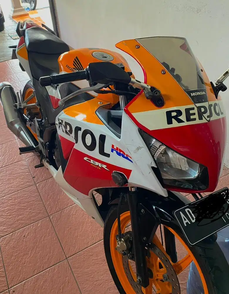 CBR 150R Repsol 2014