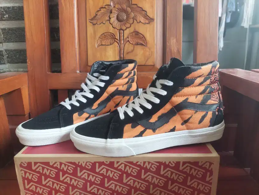 Sepatu VANS SK8 Hi KolabTIGER Original Beli di PT.navya pondok Labu