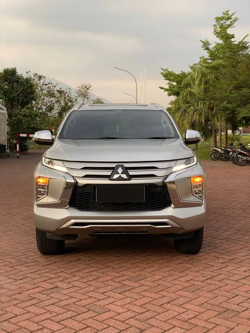 PAJERO SPORT DAKAR 4x2 Facelift 2022 odo 14k KM