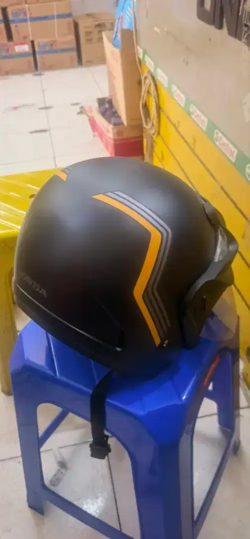 Helm Honda resmi