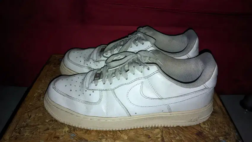 SEPATU NIKE AIR F1 WHITE SECOND PRELOVED