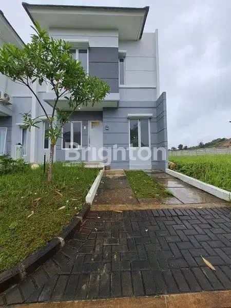 RUMAH MINIMALIS MODERN DI PERUMAHAN GRAND CITY