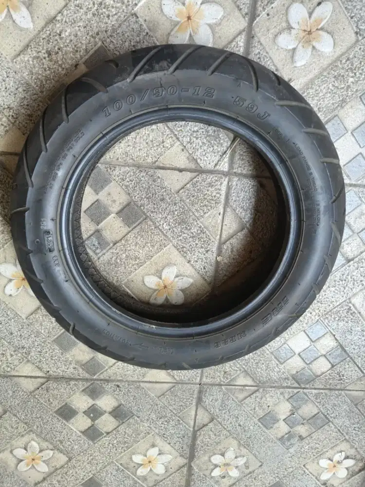 Ban Depan Scoopy IRC MB86 100/90-12