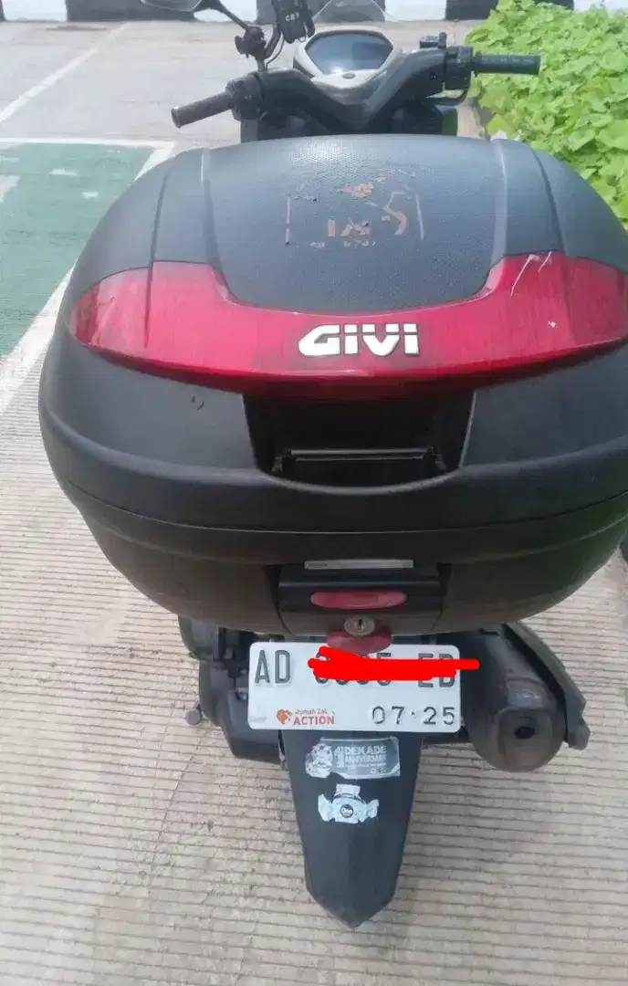 Box motor merk Givi E34