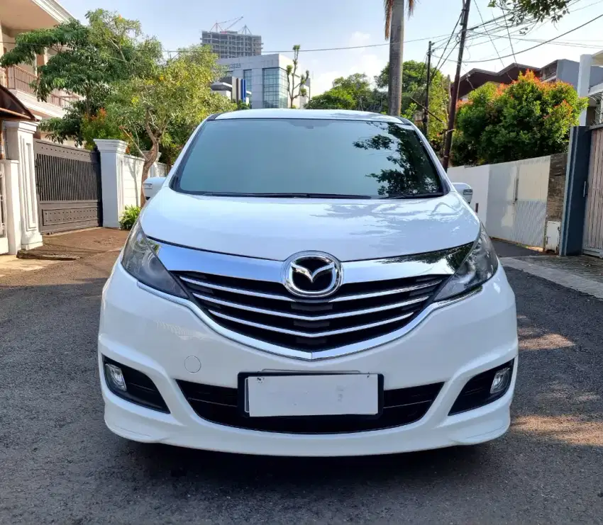 Mazda Biante Skyactive 2014