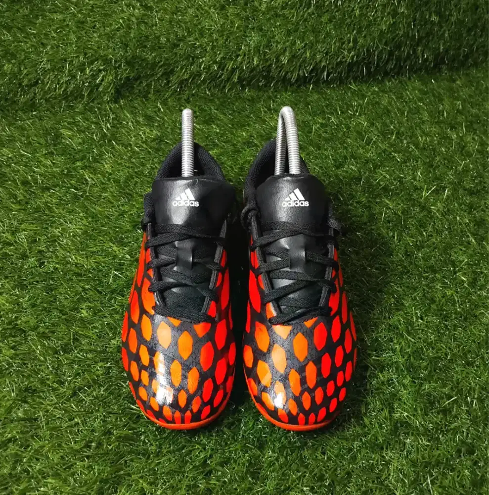 SEPATU BOLA Adidas Predito Instinct HG football boots ORI SECOND