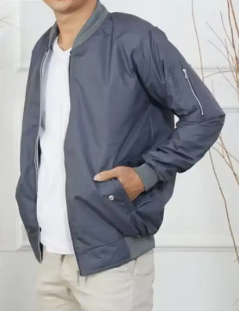 Jaket Bomber Abu Grey Besar