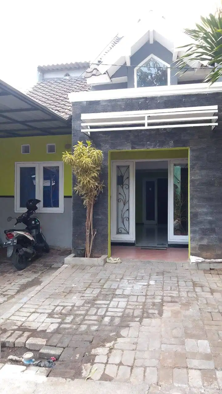 Di kontrakan rumah area pandaan