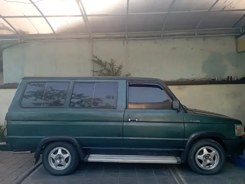 Toyota kijang super 1990