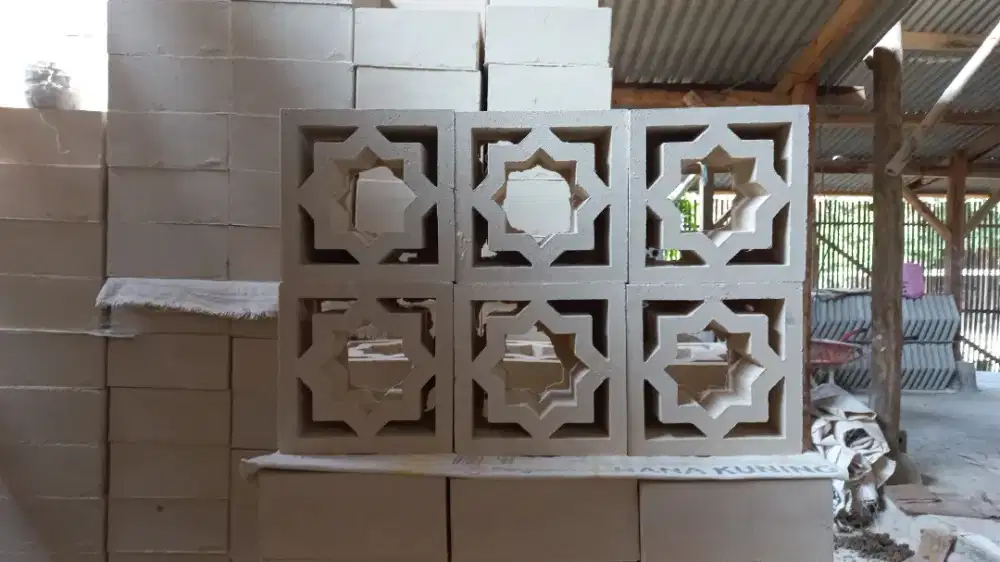 Roster beton minimalis