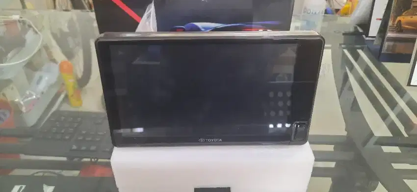 Head unit audio Raize GR 2024 + camera dan speaker depan bawaan mobil