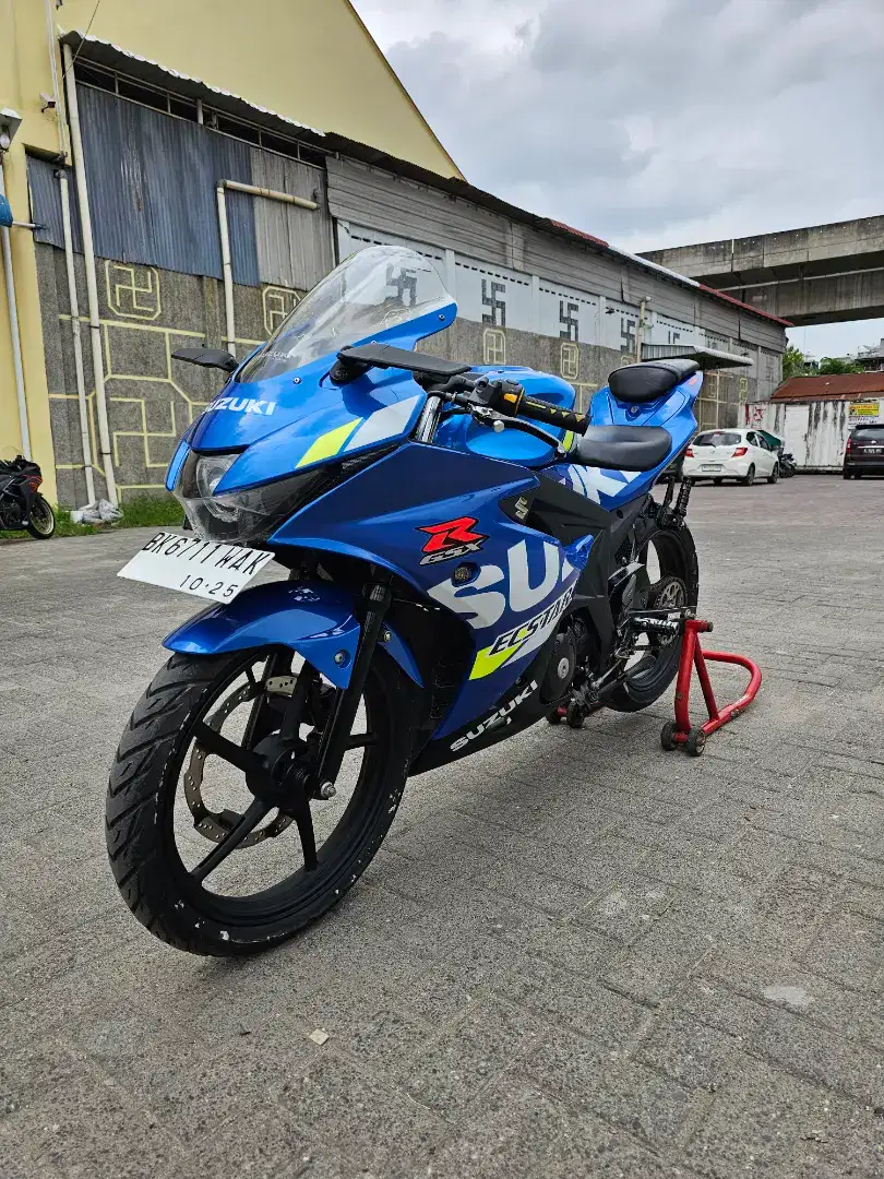 Suzuki GSX R150 Biru 2020