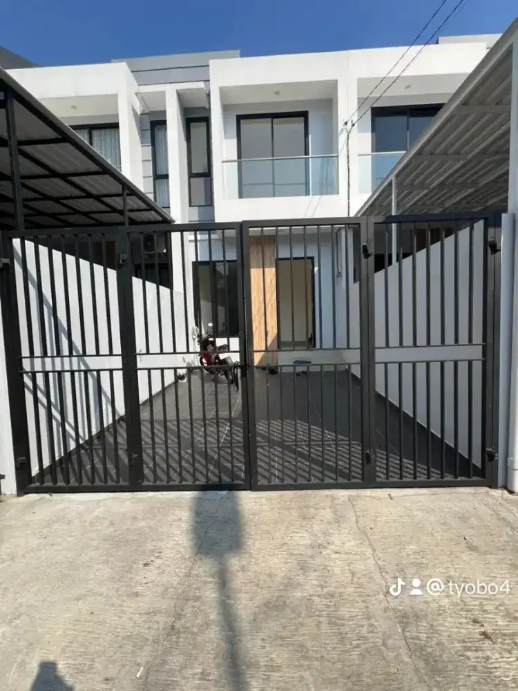 Rumah 2 lantai joglo dekat jakarta