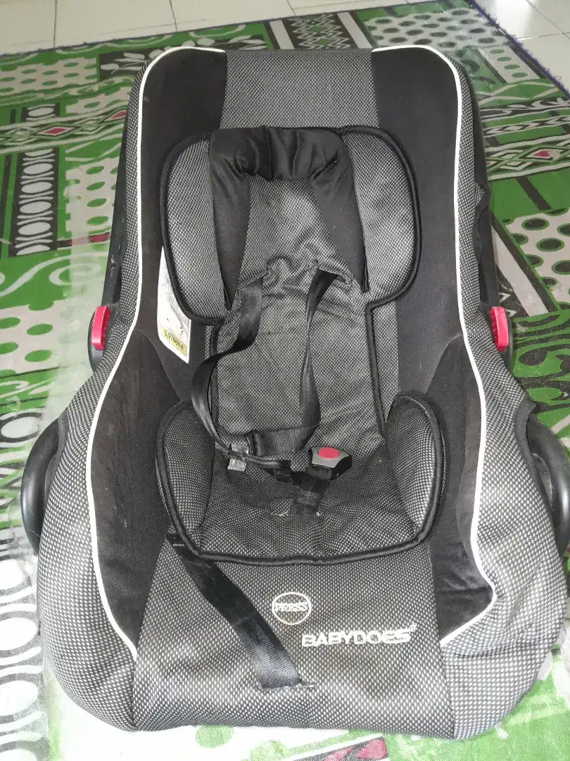 Car seat untuk bayi