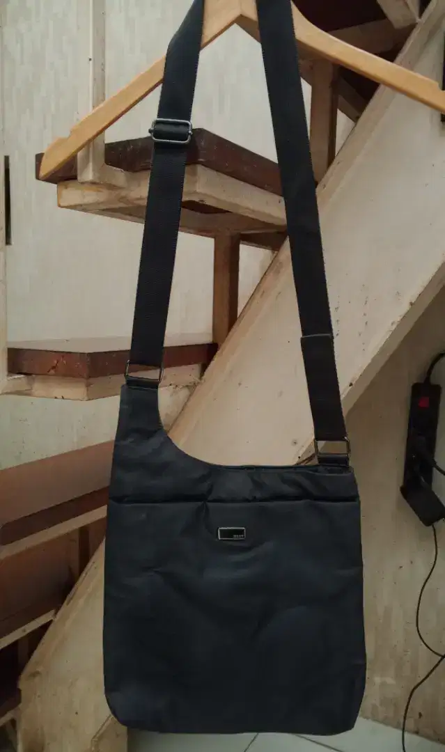 Unisex slingbag