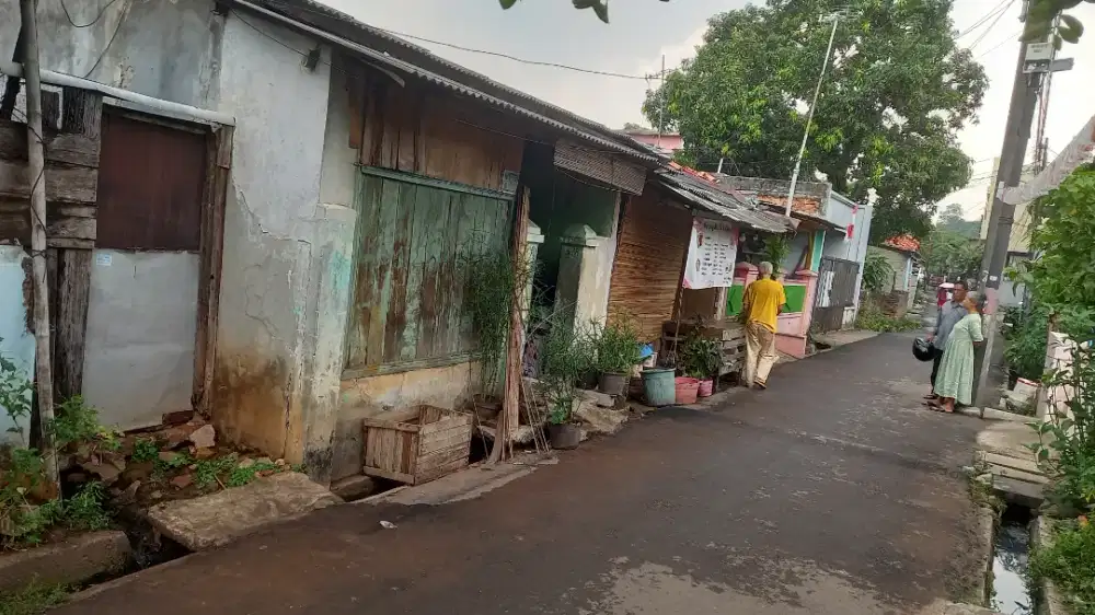 JUAL TANAH ADA BNGUNAN TUA LENTENG AGUNG JAKSEL