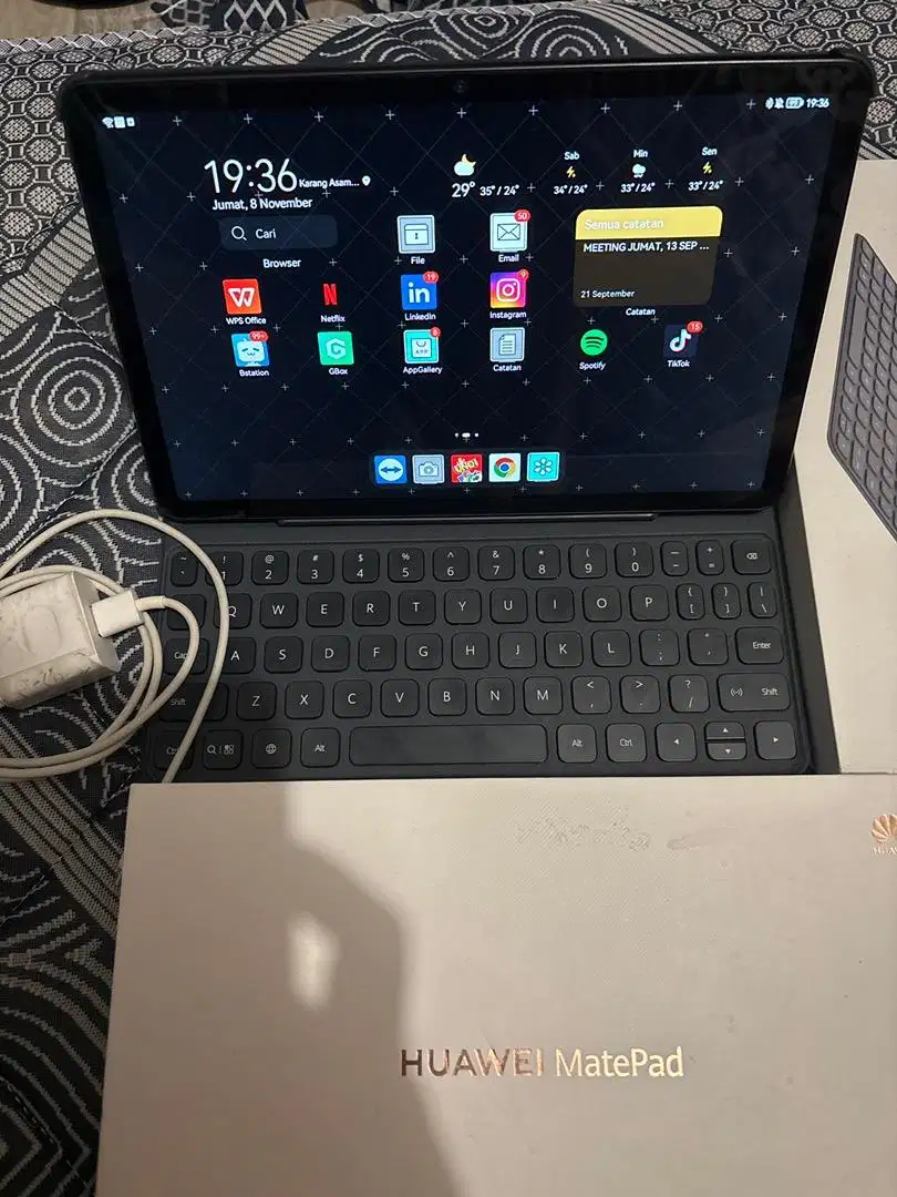 Jual Cepat HUAWEI MatePad 10.4 (WIFI ONLY) free Smart Keyboard