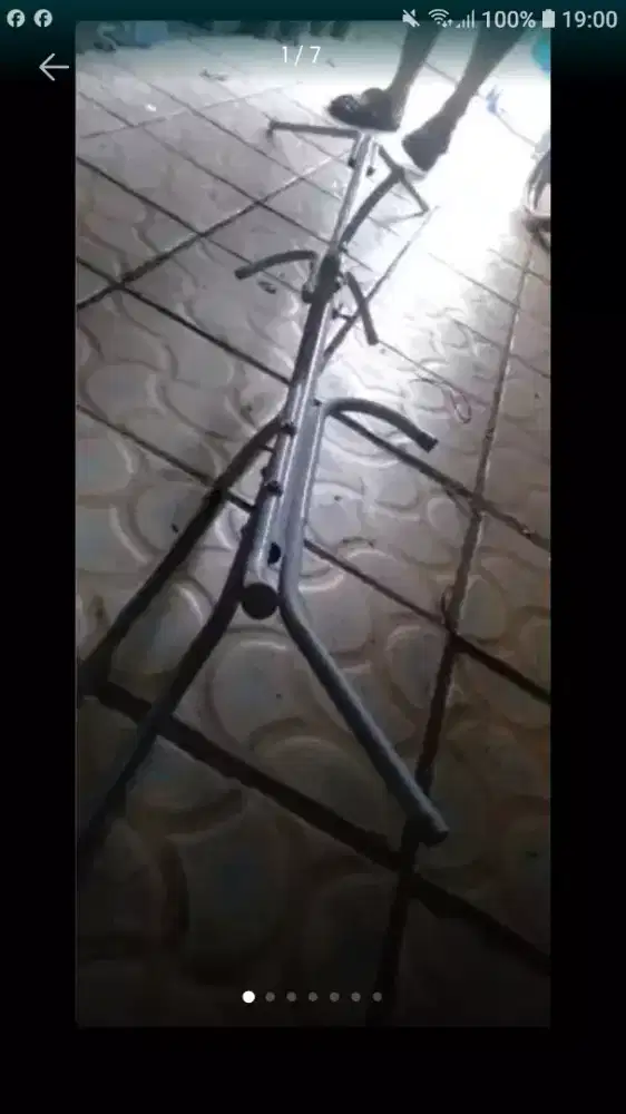 Tiang besi khusus utk taruh mcm2 keperluan kond spt baru mgkn perlu