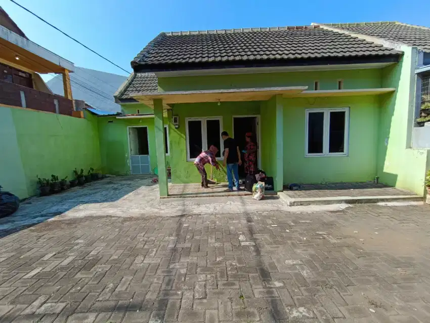 Dikontrakkan rumah murah (bisa nego)