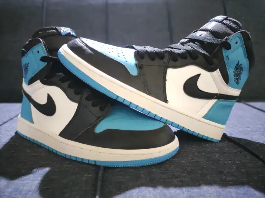 Nike AJ 1 high OG UNC TOE