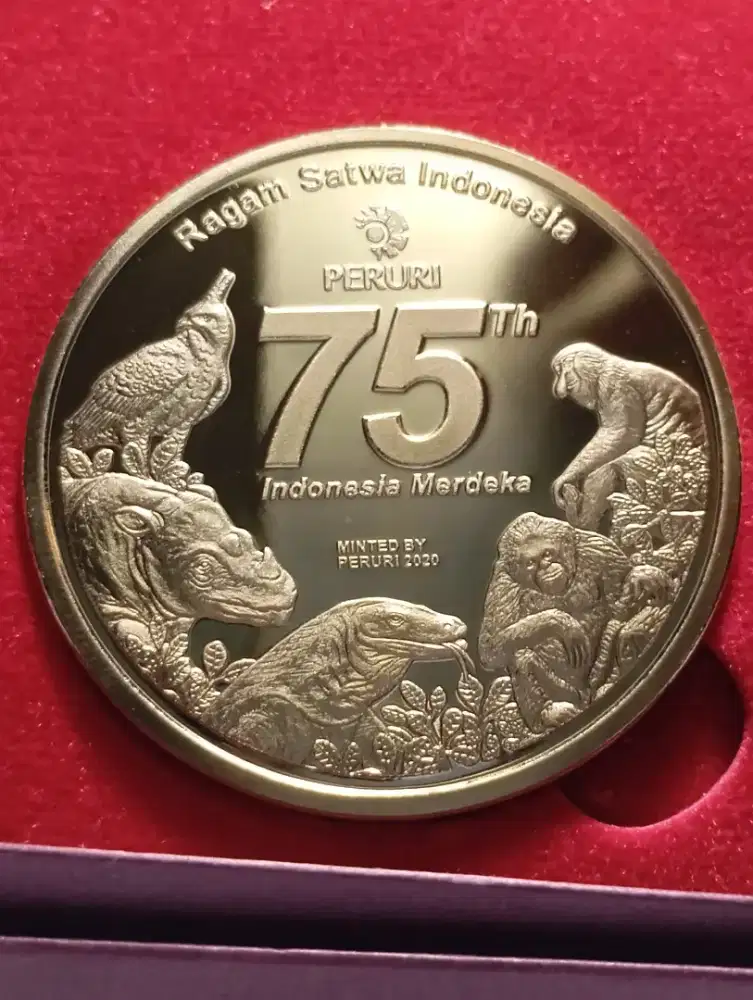 Koin medali Peruri 75th