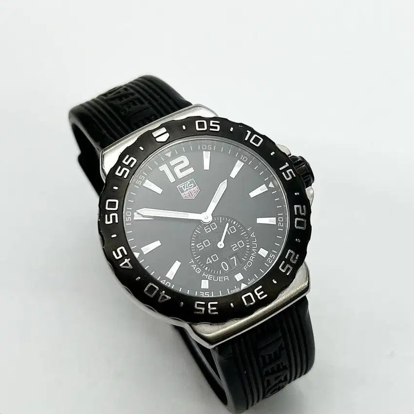 TAG Heuer Formula 1 Grande Date Sub Second, Black raber straf, WAU1110