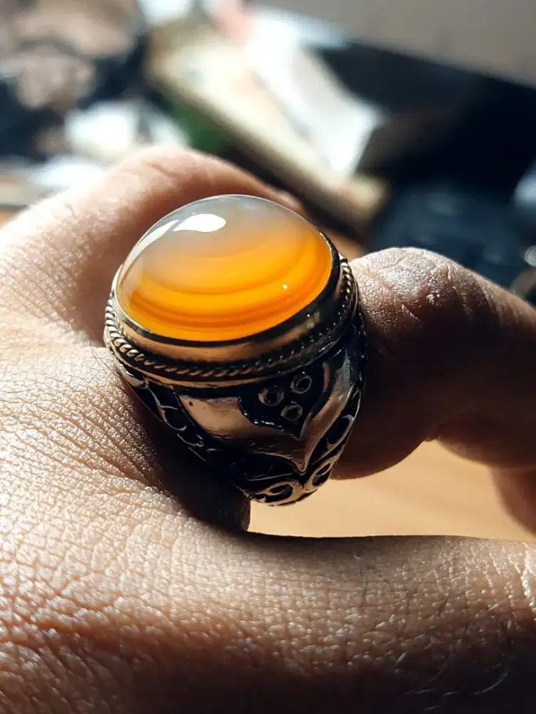 Batu Anggur Motif Puser Bumi