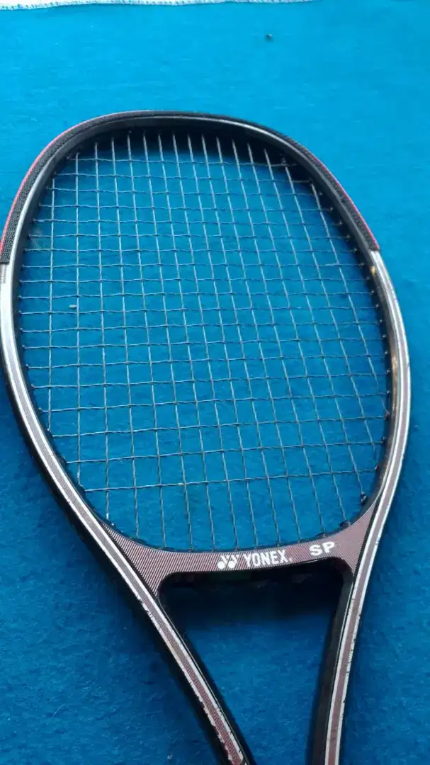 raket tenis Wilson dan Yonex murah