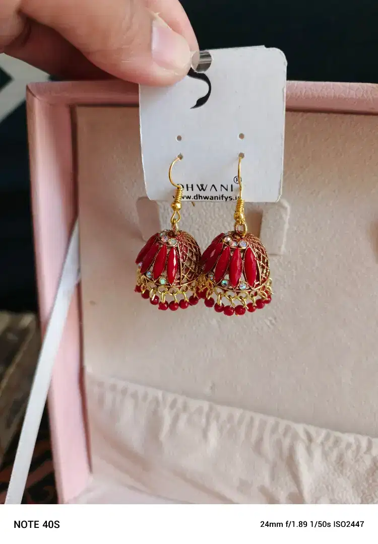 Anting kecil murah