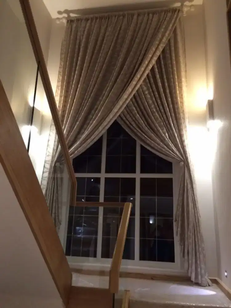 Jual gordyn gorden murah vertikal roll blind jasa wallpaper dinding vi