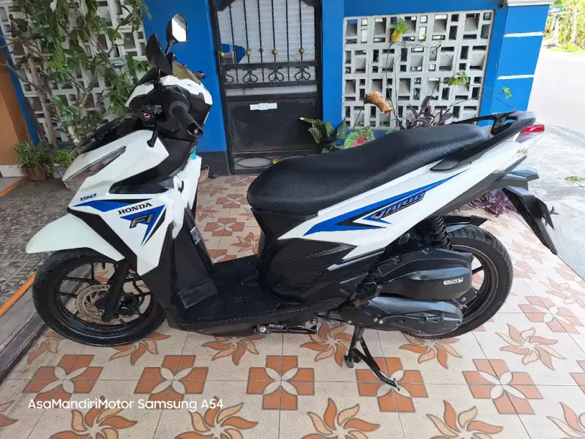 Dicari untuk dibeli vario 125 plat ab