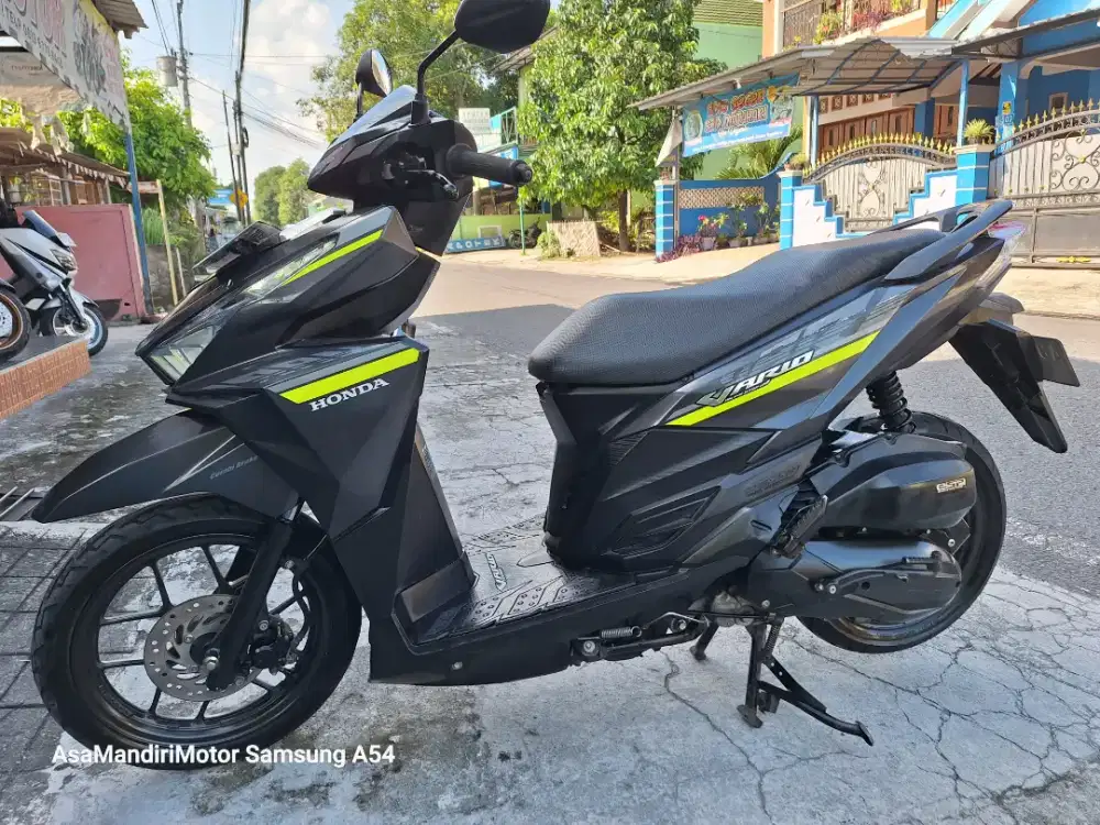 Dicari untuk dibeli vario 125 plat ab