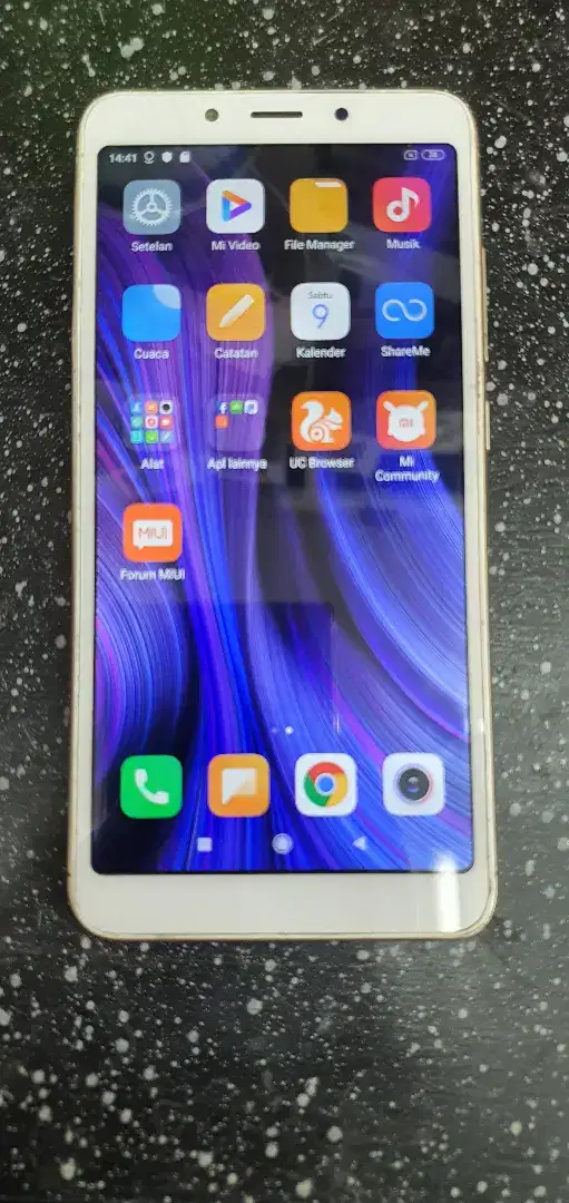 Bekas Xiaomi Redmi 6 Ram 4/64 GB ,batangan