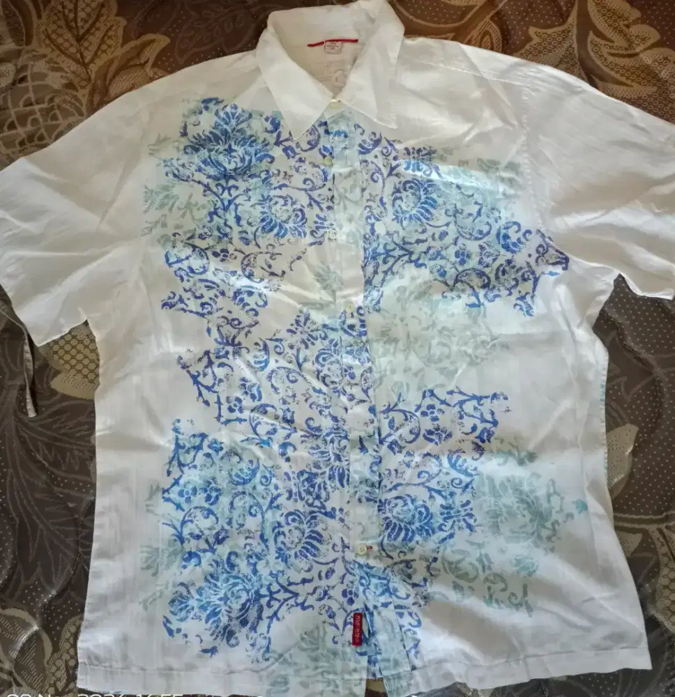 Baju kemeja Guess (Made in India)