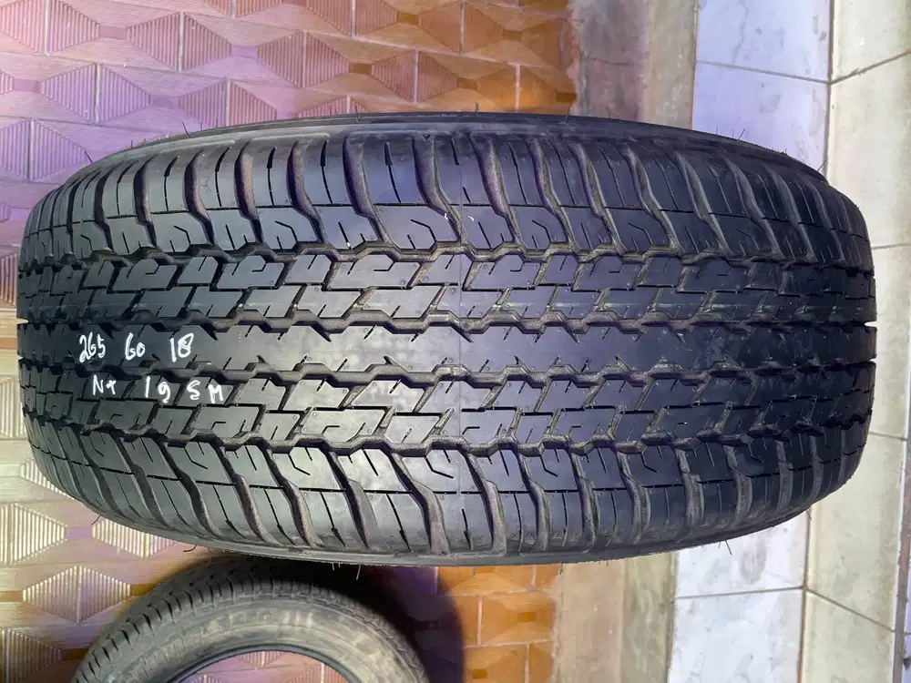 Ban Dunlop Grandtrek PT 265 60 18 1pcs