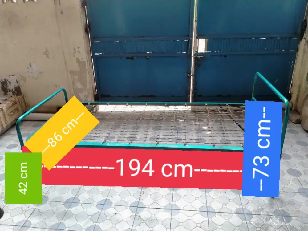 Ranjang besi Per kokoh