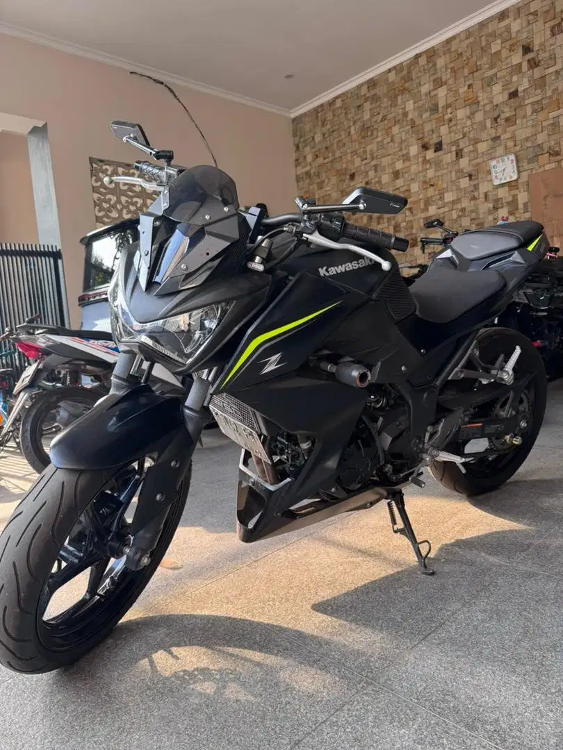 Kawasaki z250 2018