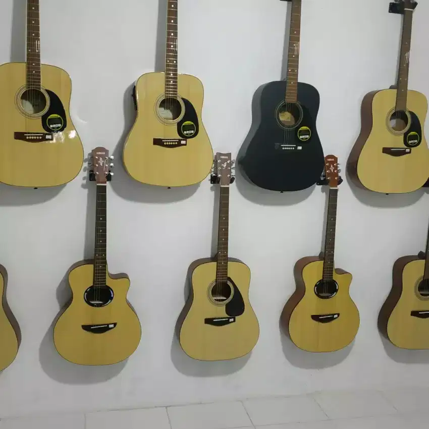 Jual Gitar Akustik Merk Yamaha & Cord