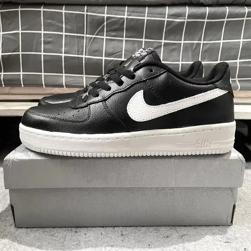 Nike Air Force 1 / AF1 Black White AF1 BW size 42 (Original 100%)