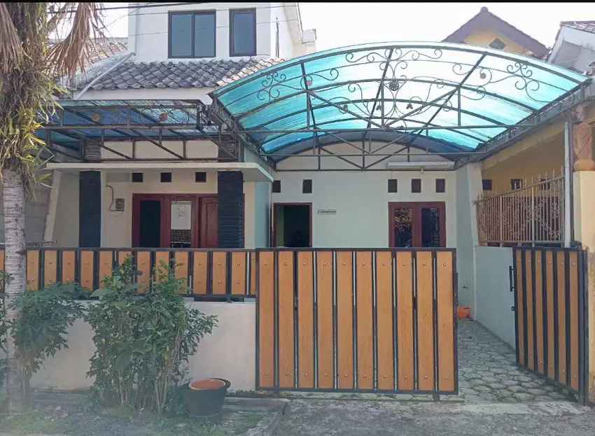 Rumah hunian Munimalis 2 lantai